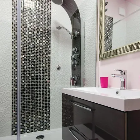Apartament 3 Bedroom Cozy In Kastel Stafilic *
